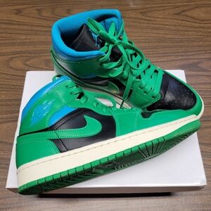 Women's Air Jordan 1 Mid 'Lucky Green Aquatone' EUC